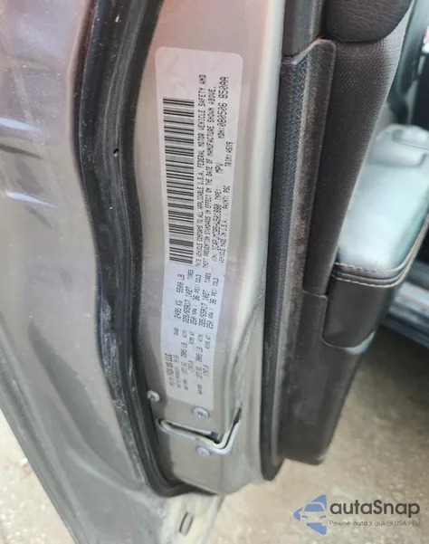 2017 Jeep Cherokee Latitude z USA, uszkodzony, nr VIN 1C4PJMCB5HW501880